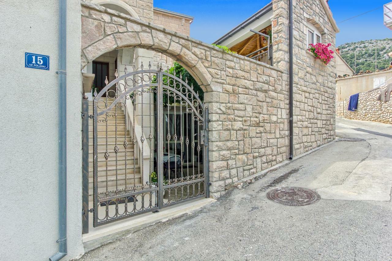 Apartments Petra Μπολ Εξωτερικό φωτογραφία