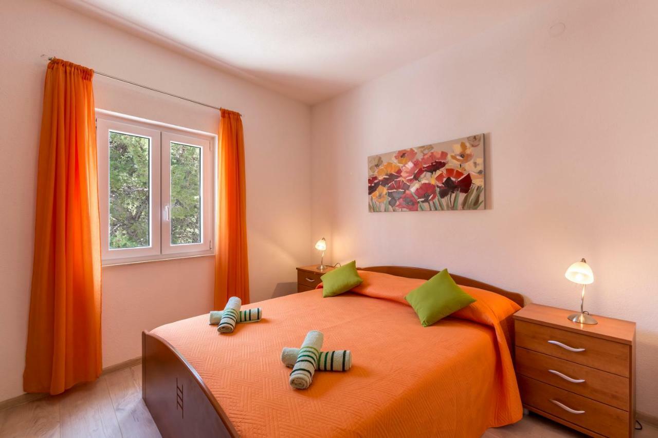 Apartments Petra Μπολ Εξωτερικό φωτογραφία