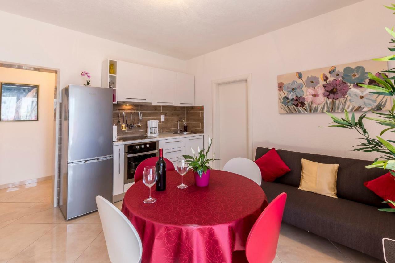 Apartments Petra Μπολ Εξωτερικό φωτογραφία