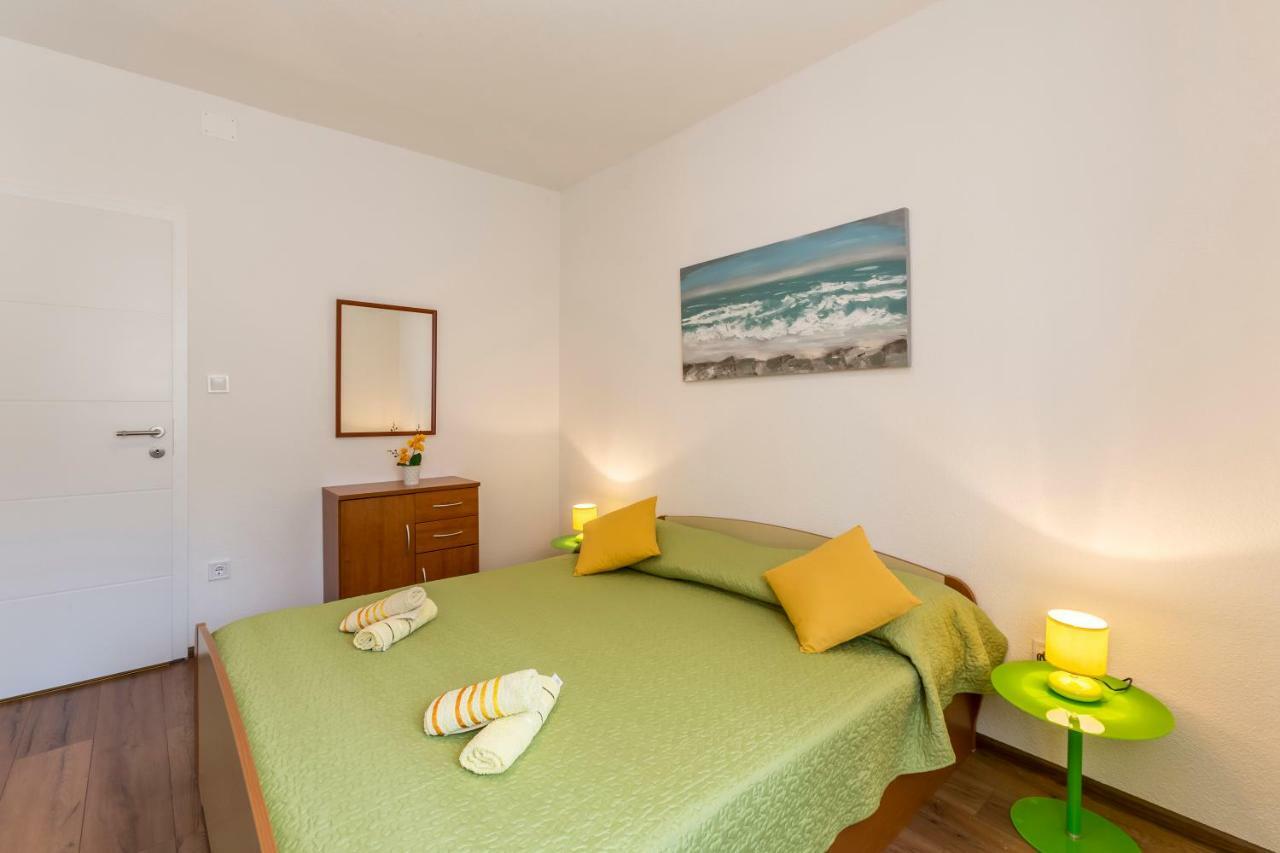 Apartments Petra Μπολ Εξωτερικό φωτογραφία